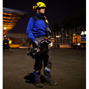 Holmatro draagriem voor gemakkelijk transportern van APEIRON HBP accupompen