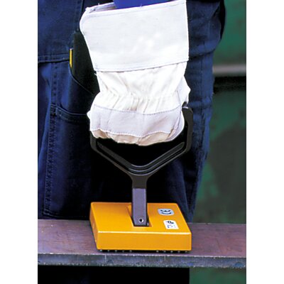 THM manual claw magnetic Yale application 2