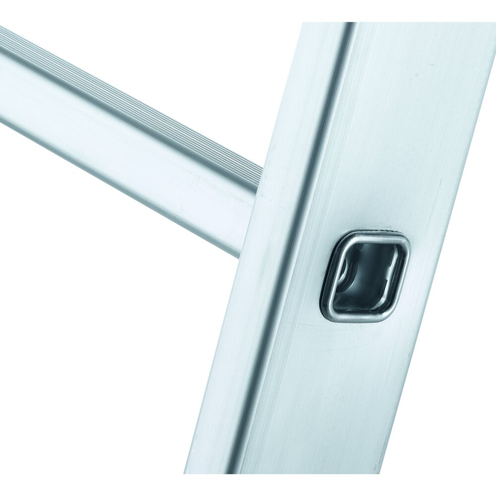 Stella L, enkele ladder met gefelste sporten