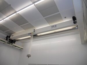 Cleanroom Cranes - Controlled environments